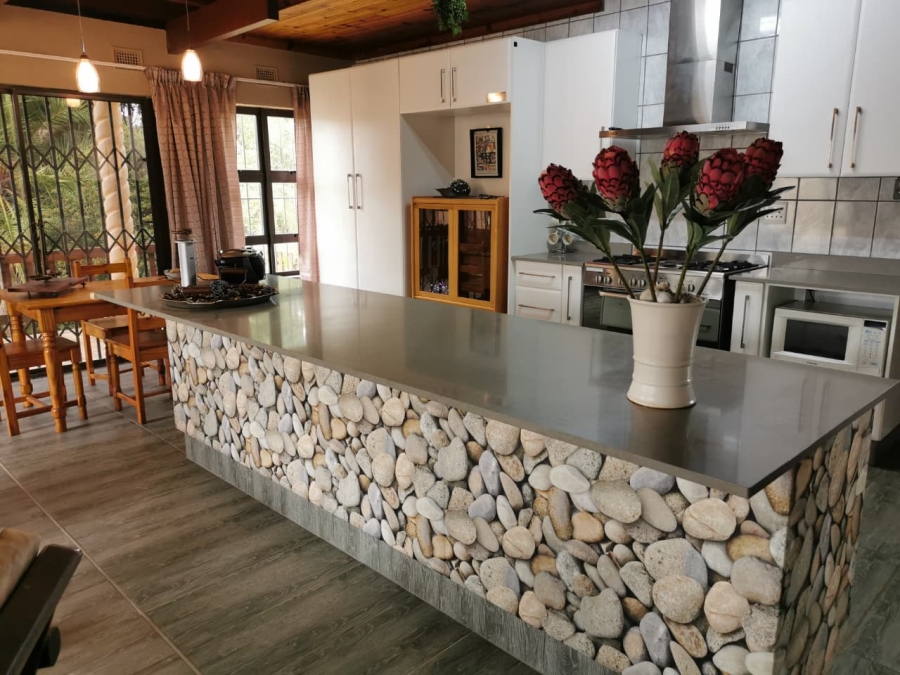 4 Bedroom Property for Sale in Shelly Beach KwaZulu-Natal