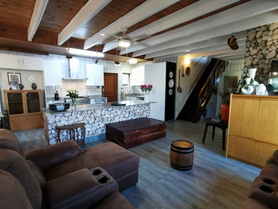 4 Bedroom Property for Sale in Shelly Beach KwaZulu-Natal