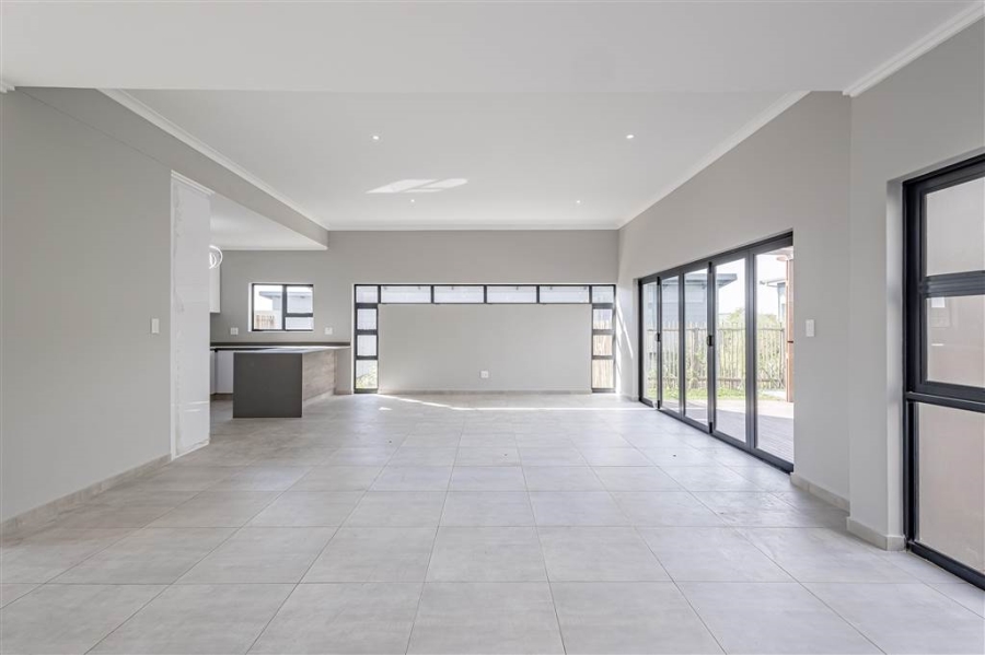 4 Bedroom Property for Sale in Palm Lakes Estate KwaZulu-Natal