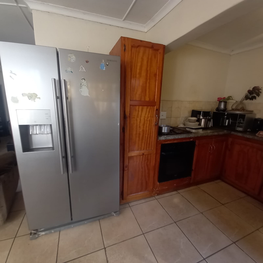2 Bedroom Property for Sale in Esikhawini KwaZulu-Natal