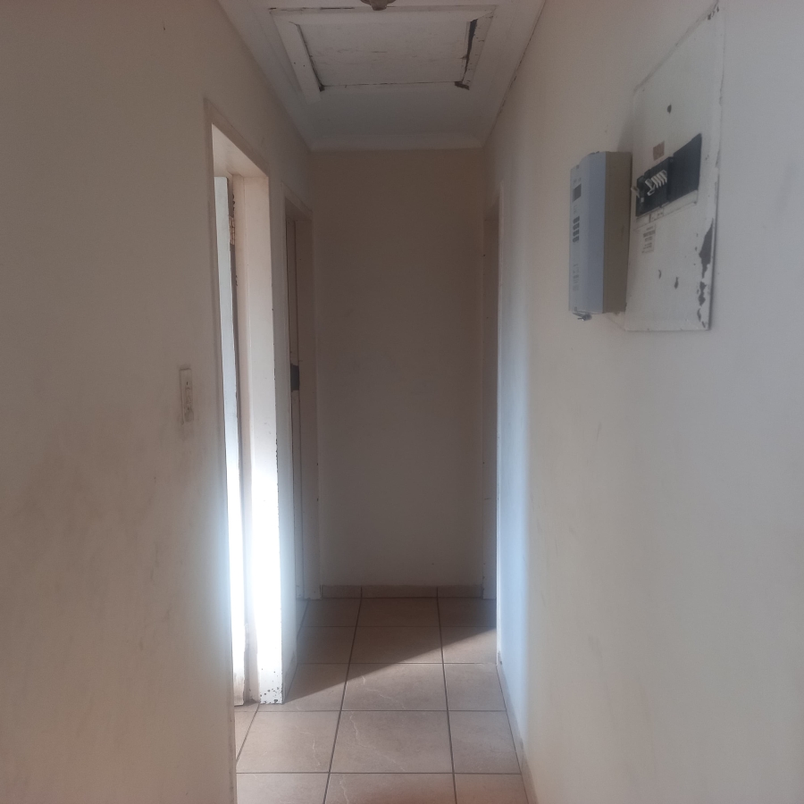 2 Bedroom Property for Sale in Esikhawini KwaZulu-Natal