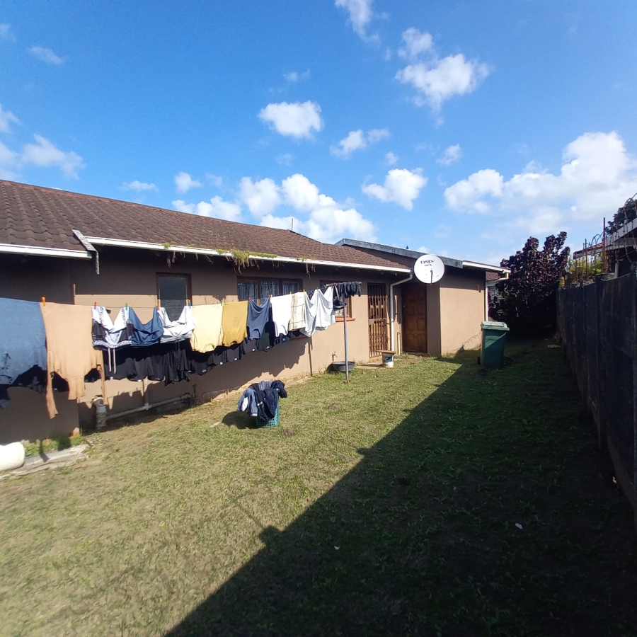 2 Bedroom Property for Sale in Esikhawini KwaZulu-Natal