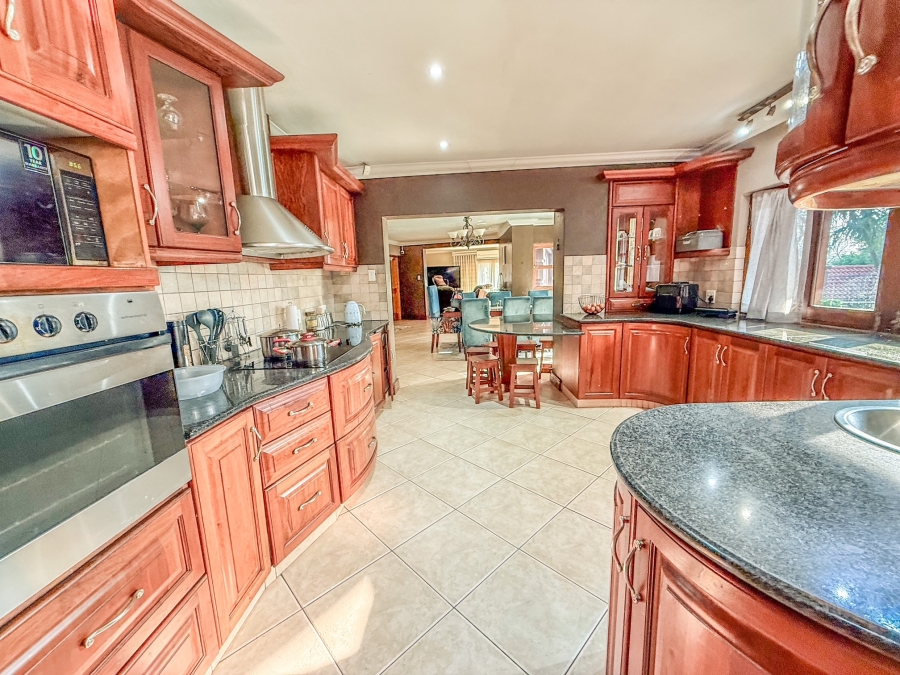 4 Bedroom Property for Sale in Fairview KwaZulu-Natal