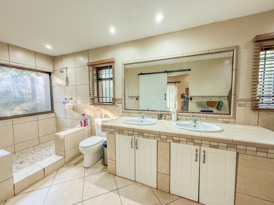 4 Bedroom Property for Sale in Fairview KwaZulu-Natal