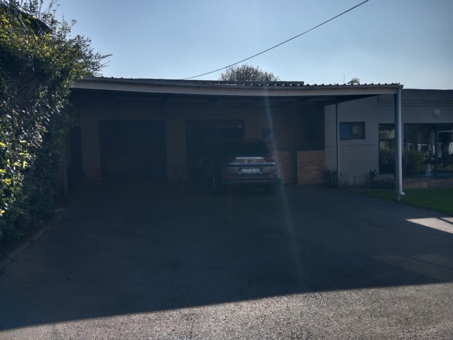 3 Bedroom Property for Sale in Scottsville KwaZulu-Natal