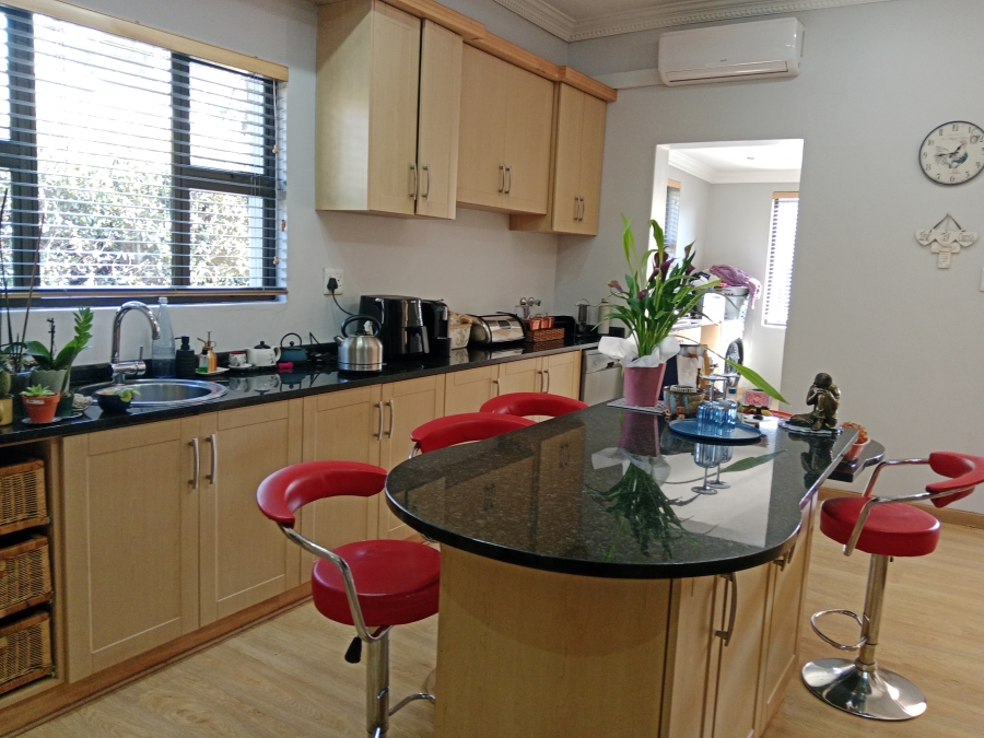 3 Bedroom Property for Sale in Scottsville KwaZulu-Natal