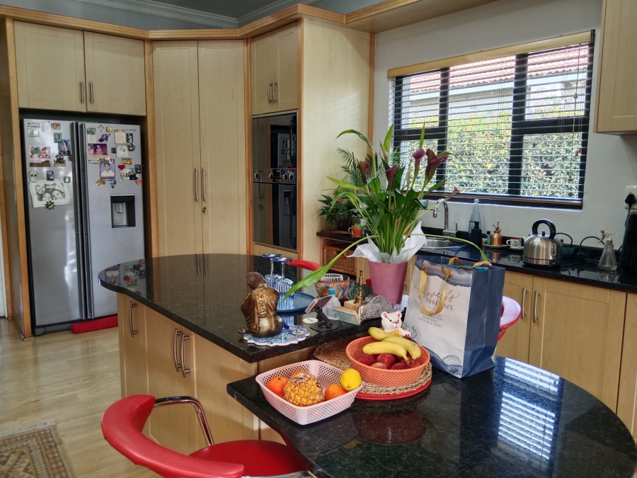 3 Bedroom Property for Sale in Scottsville KwaZulu-Natal