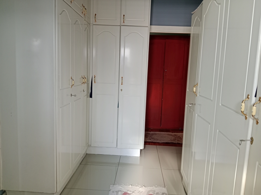 3 Bedroom Property for Sale in Scottsville KwaZulu-Natal