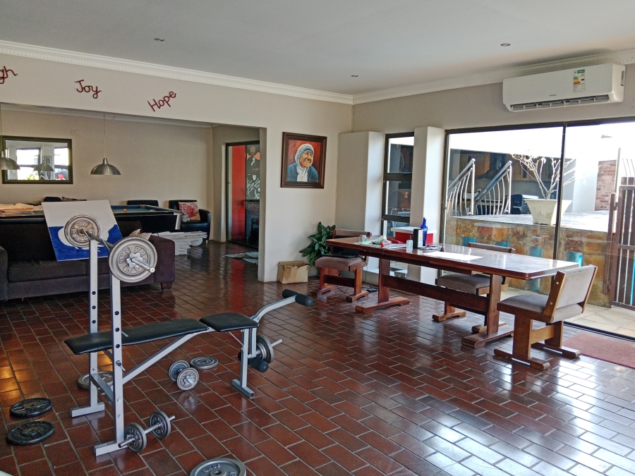 3 Bedroom Property for Sale in Scottsville KwaZulu-Natal