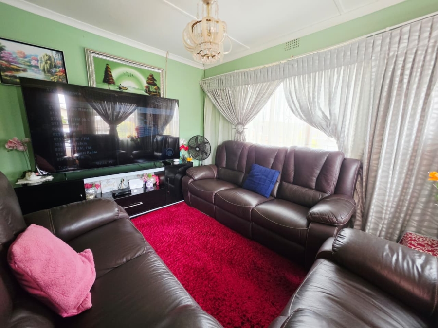 2 Bedroom Property for Sale in Umhlathuze KwaZulu-Natal