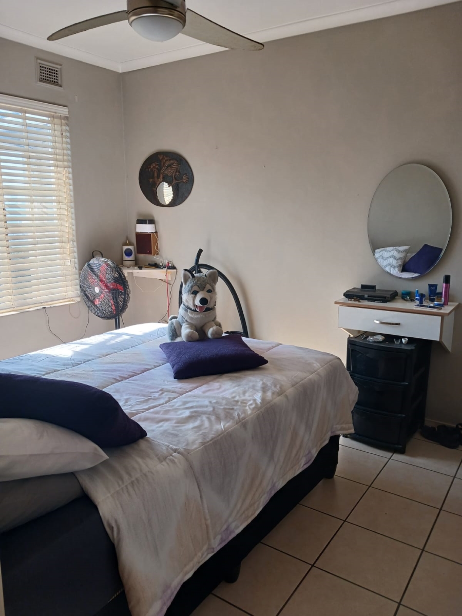 1 Bedroom Property for Sale in Glenwood KwaZulu-Natal