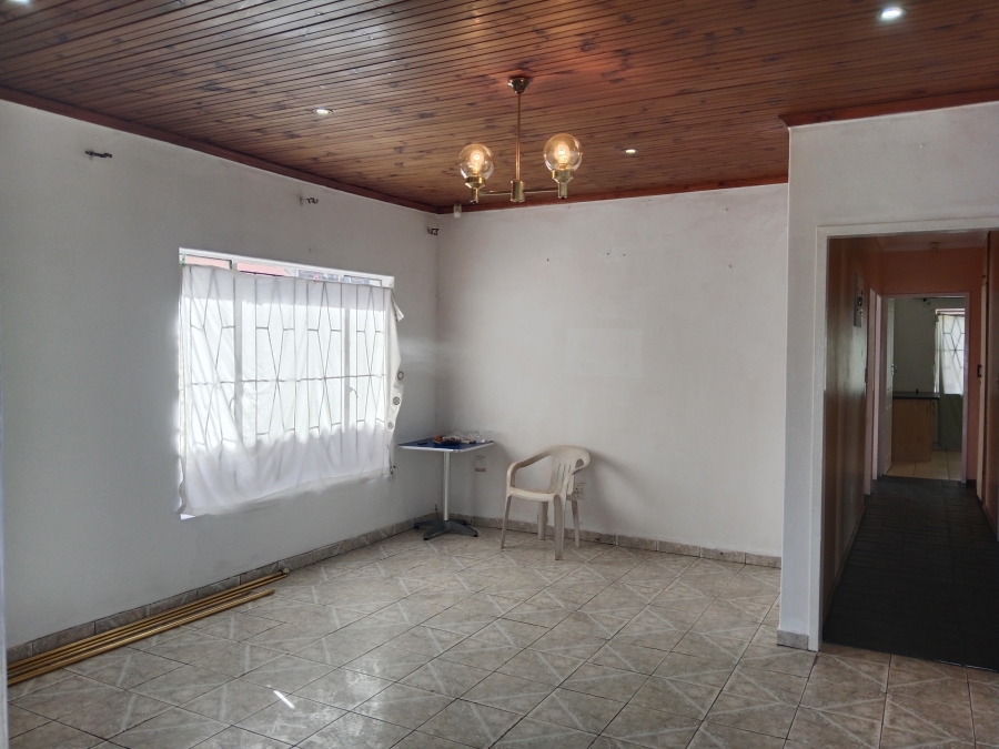 3 Bedroom Property for Sale in Raisethorpe KwaZulu-Natal