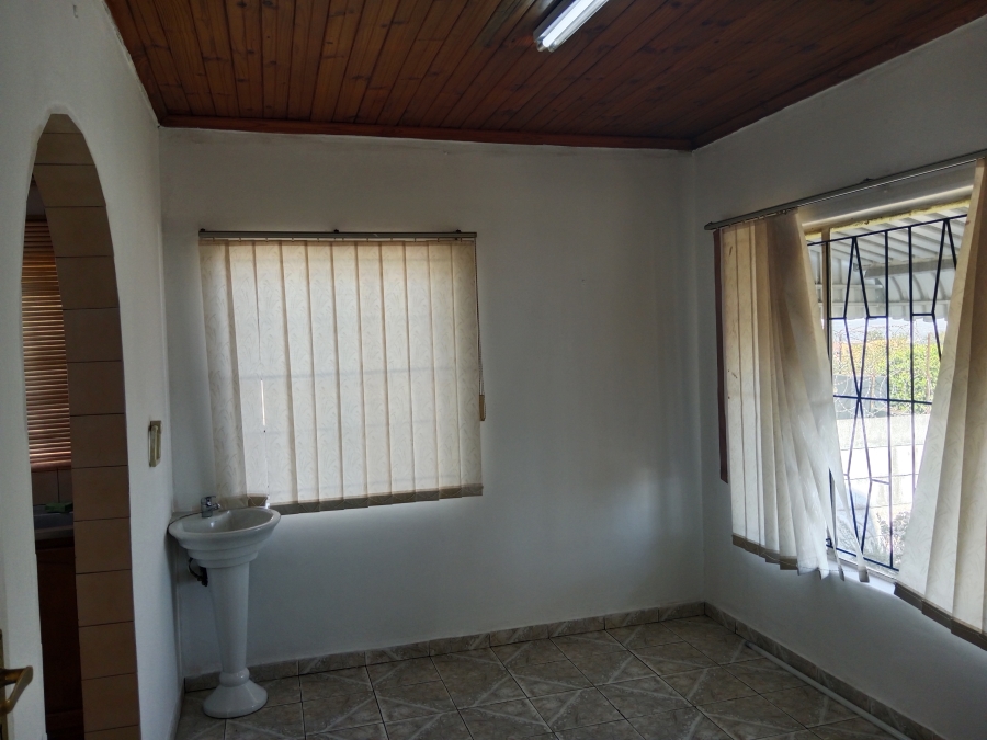 3 Bedroom Property for Sale in Raisethorpe KwaZulu-Natal