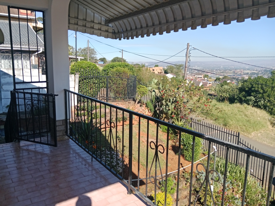 3 Bedroom Property for Sale in Raisethorpe KwaZulu-Natal