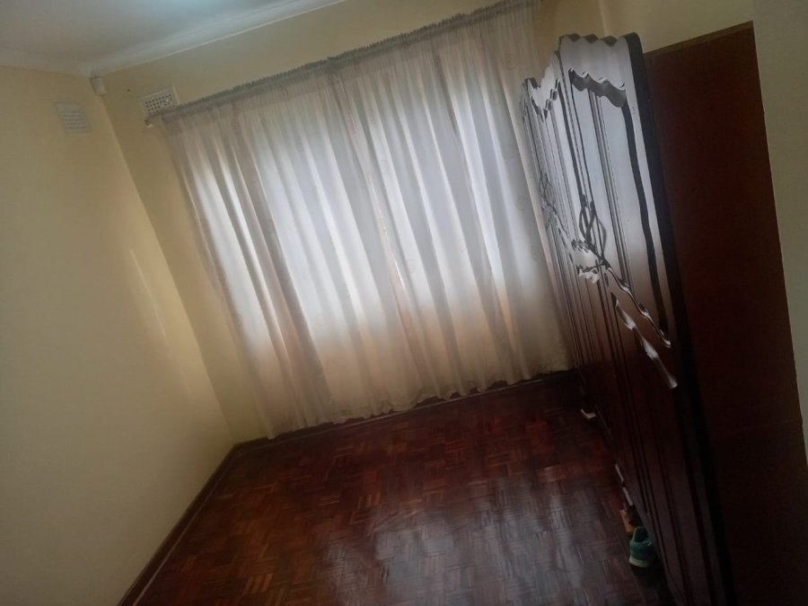 5 Bedroom Property for Sale in Newholme KwaZulu-Natal