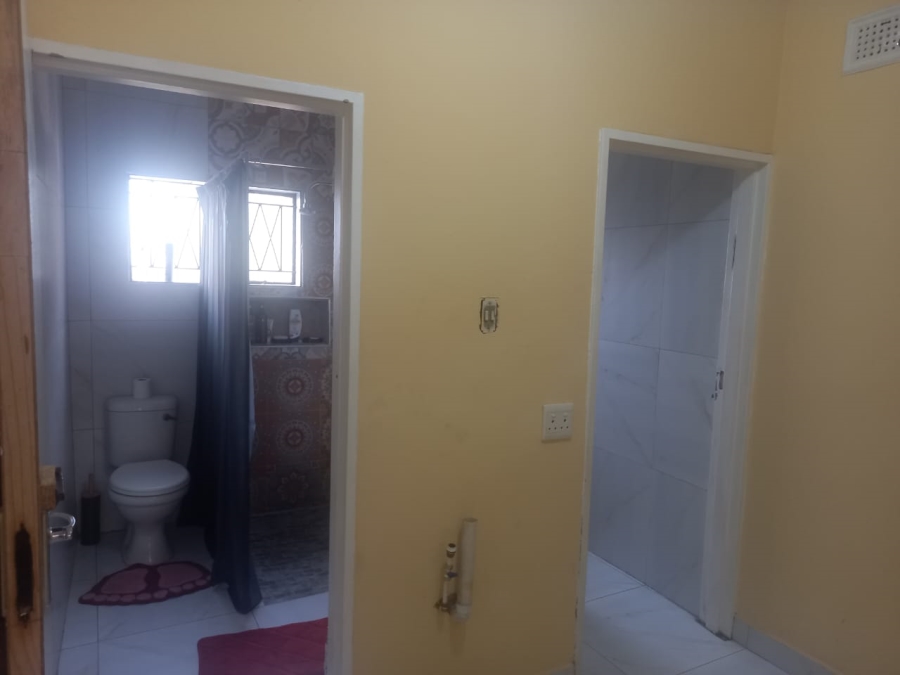 5 Bedroom Property for Sale in Newholme KwaZulu-Natal