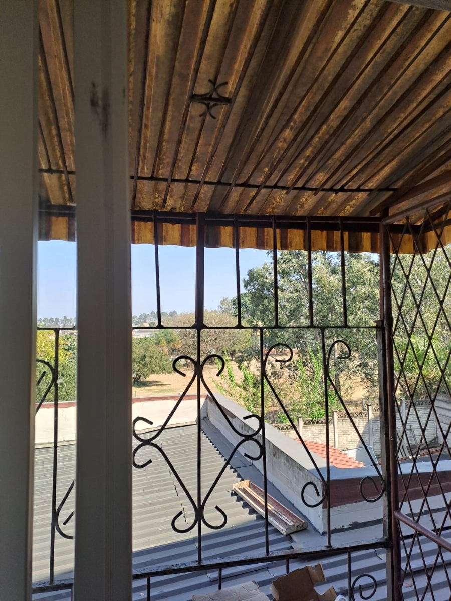 5 Bedroom Property for Sale in Newholme KwaZulu-Natal