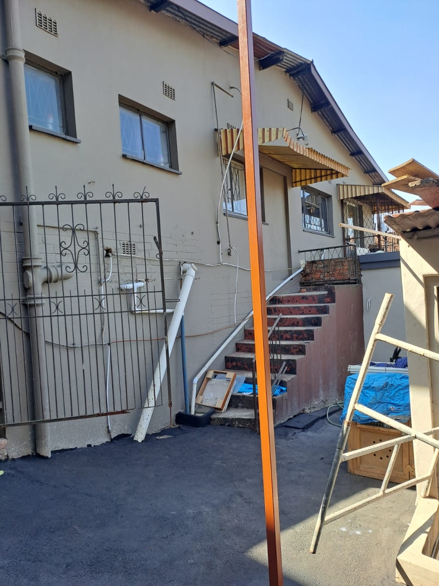 5 Bedroom Property for Sale in Newholme KwaZulu-Natal