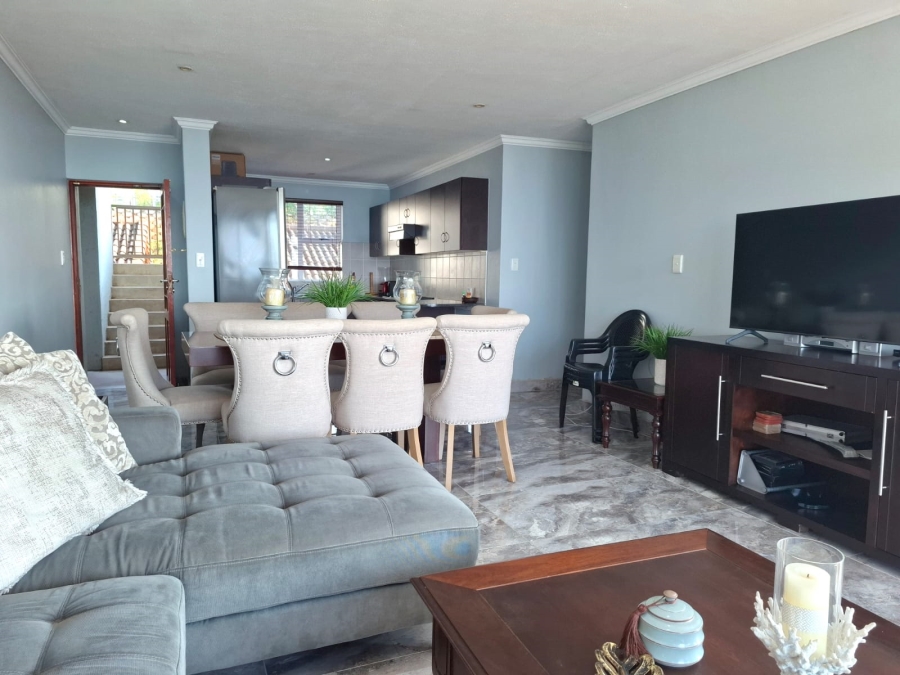 To Let 3 Bedroom Property for Rent in Westbrook KwaZulu-Natal