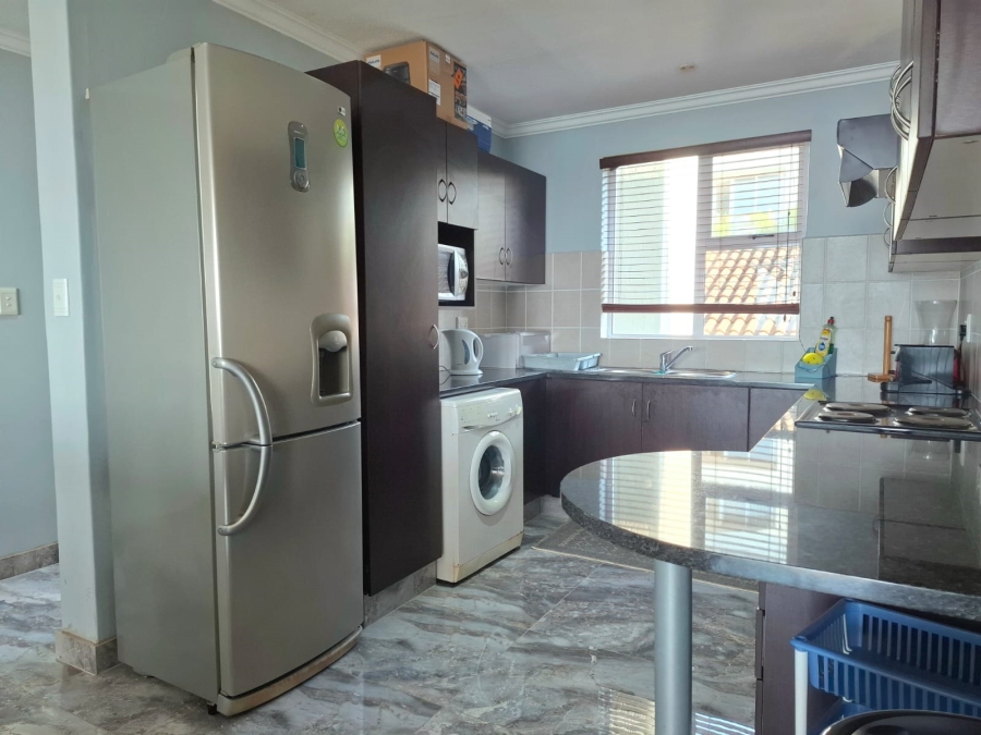 To Let 3 Bedroom Property for Rent in Westbrook KwaZulu-Natal