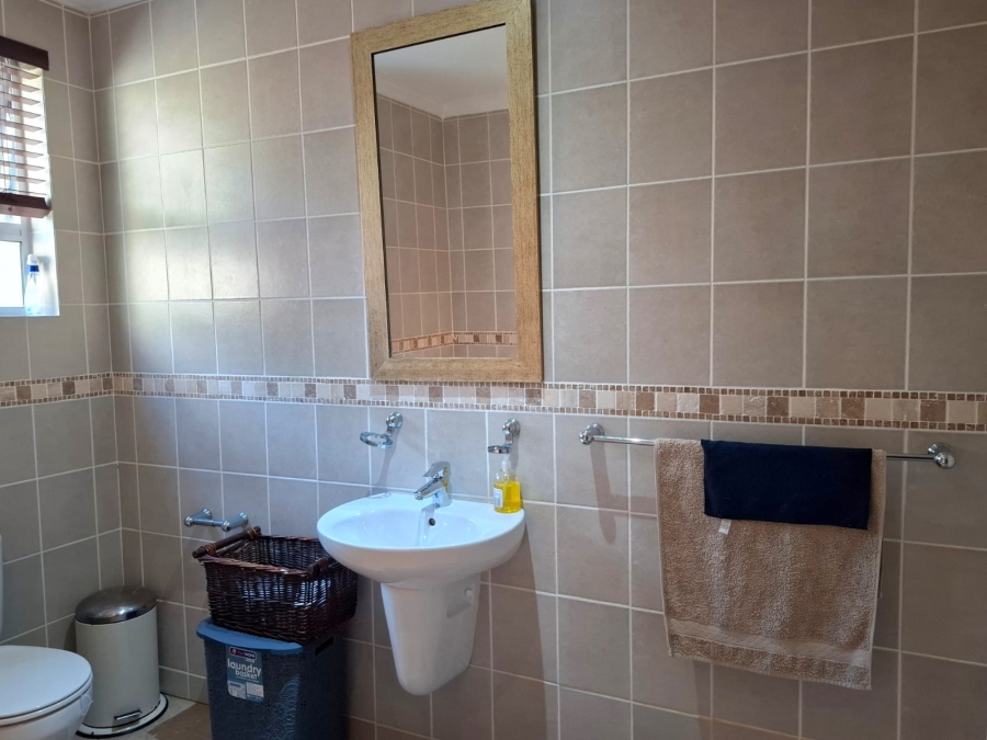 To Let 3 Bedroom Property for Rent in Westbrook KwaZulu-Natal