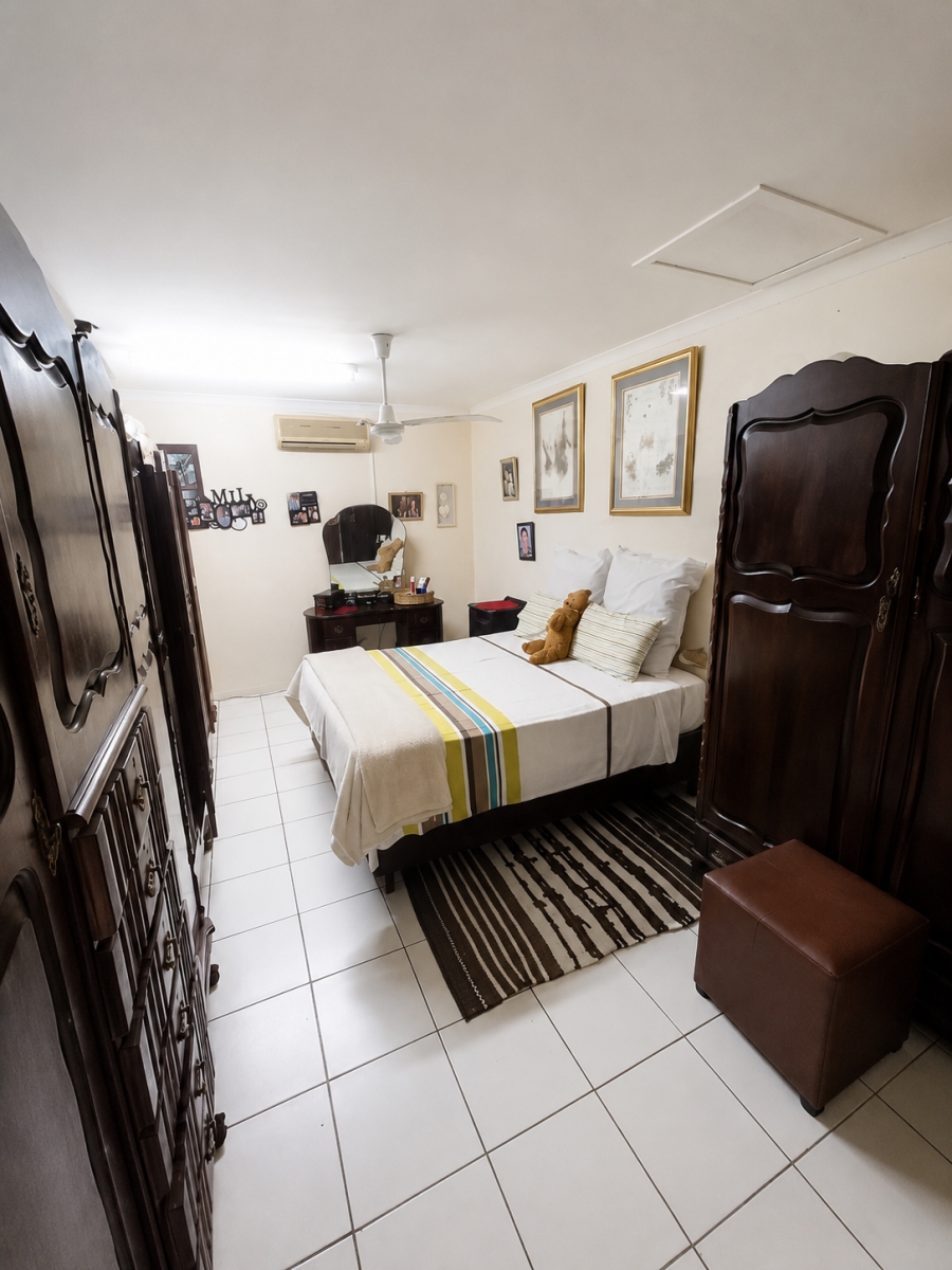 4 Bedroom Property for Sale in Brighton Beach KwaZulu-Natal