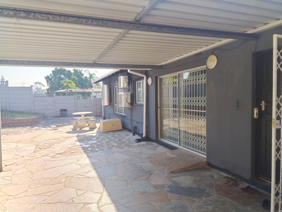 3 Bedroom Property for Sale in Northdene KwaZulu-Natal