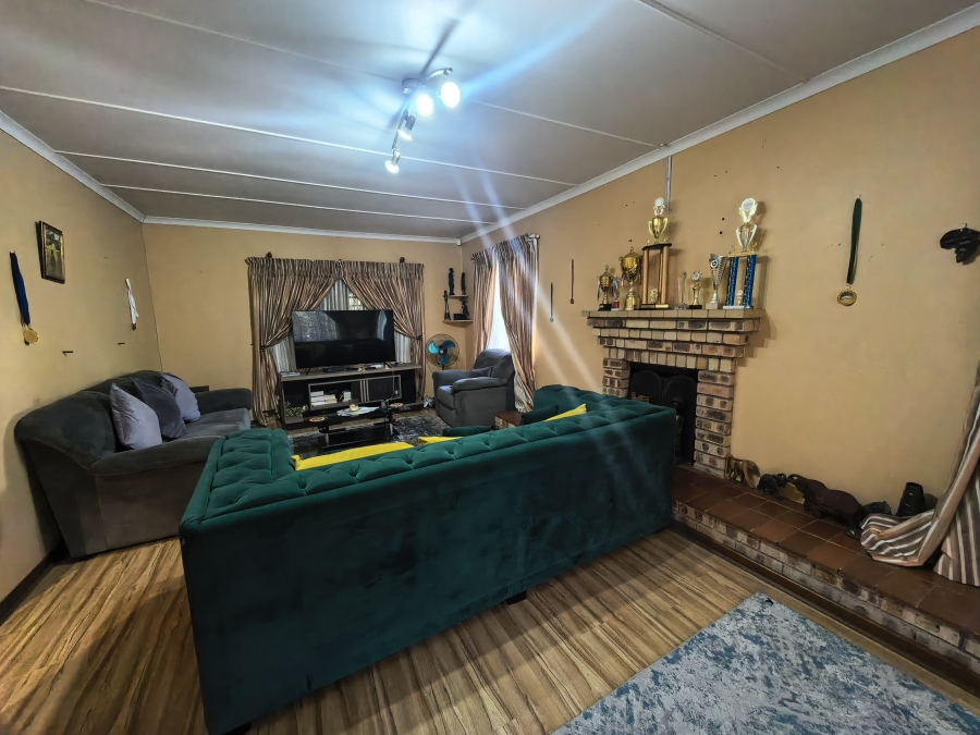 3 Bedroom Property for Sale in Cowies Hill KwaZulu-Natal
