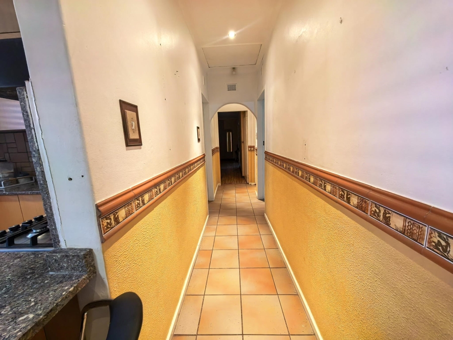 3 Bedroom Property for Sale in Cowies Hill KwaZulu-Natal