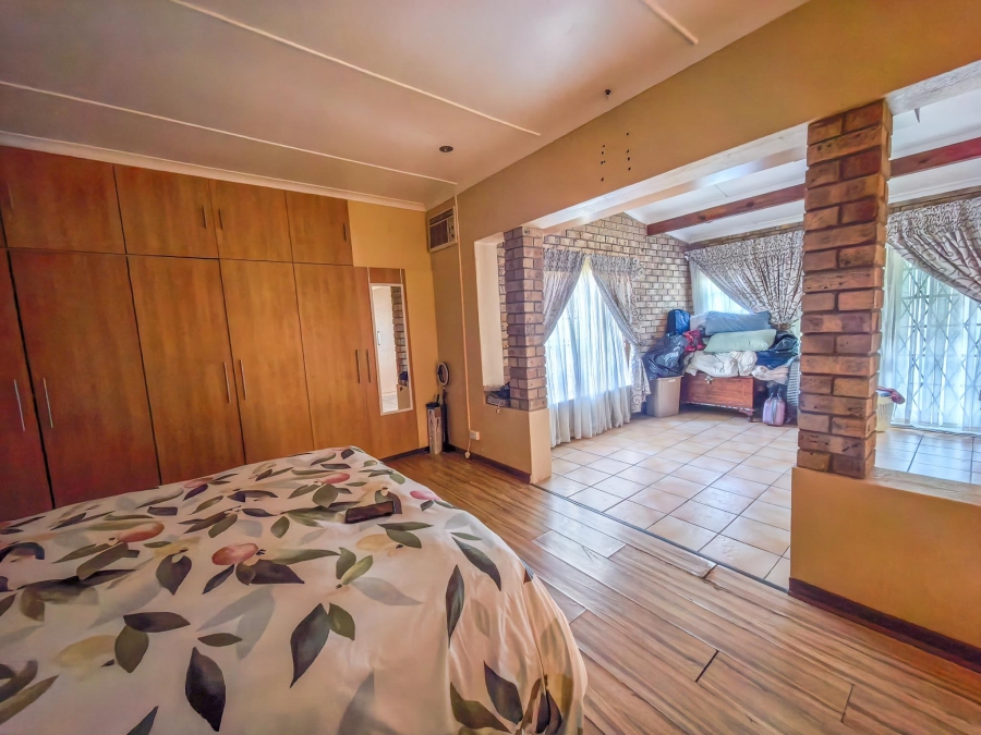 3 Bedroom Property for Sale in Cowies Hill KwaZulu-Natal