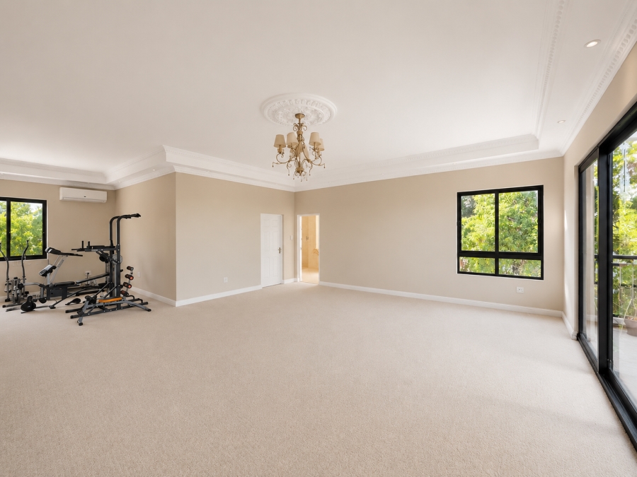 5 Bedroom Property for Sale in Umhlanga KwaZulu-Natal