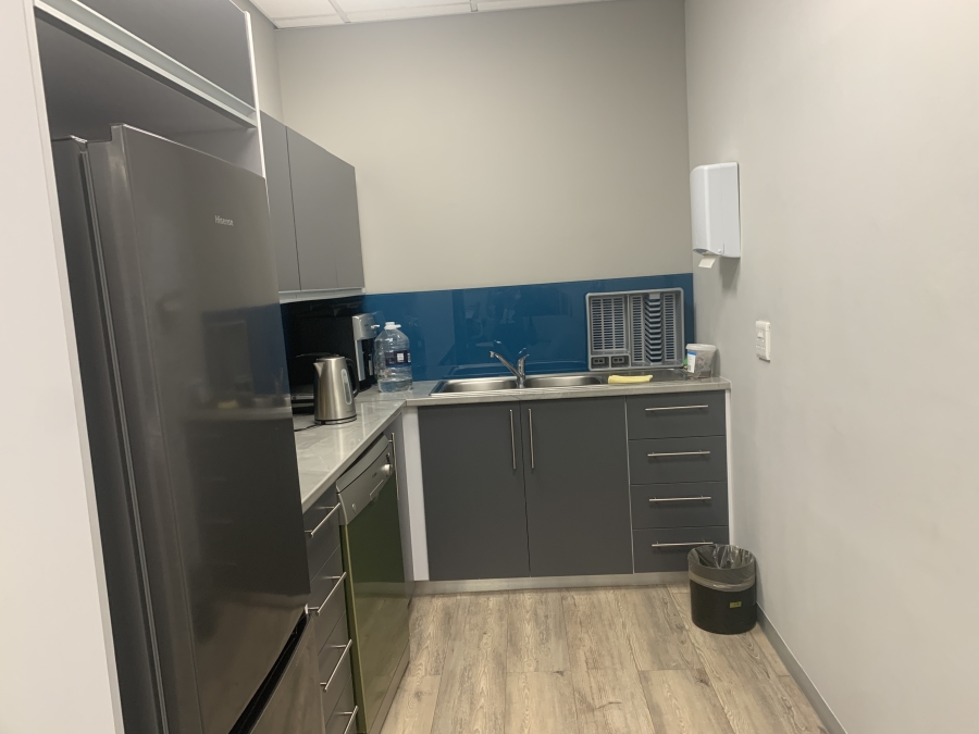 To Let Commercial Property for Rent in La Lucia Ridge KwaZulu-Natal