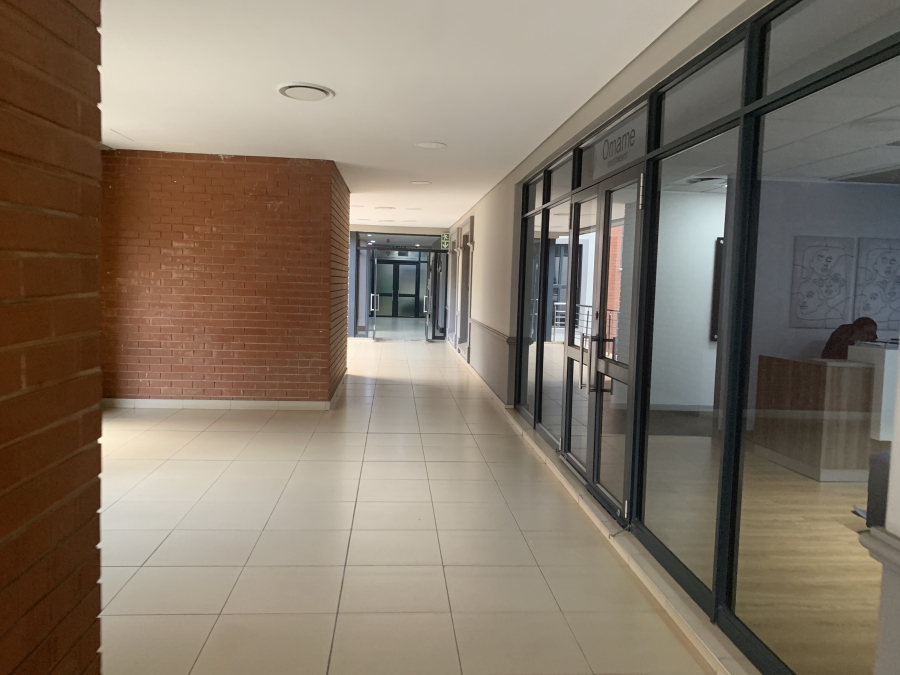 To Let Commercial Property for Rent in La Lucia Ridge KwaZulu-Natal
