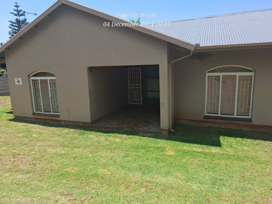 3 Bedroom Property for Sale in Sunnyridge KwaZulu-Natal