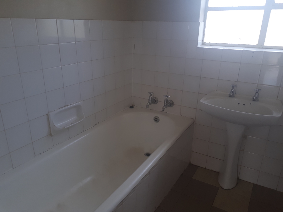 3 Bedroom Property for Sale in Sunnyridge KwaZulu-Natal