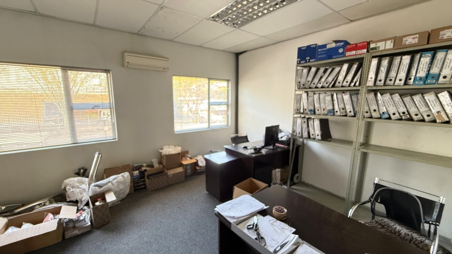 To Let Commercial Property for Rent in Briardene KwaZulu-Natal