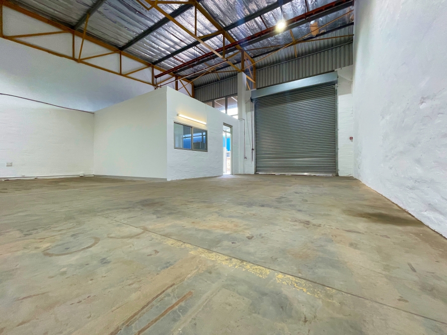 To Let Commercial Property for Rent in Glen Anil KwaZulu-Natal