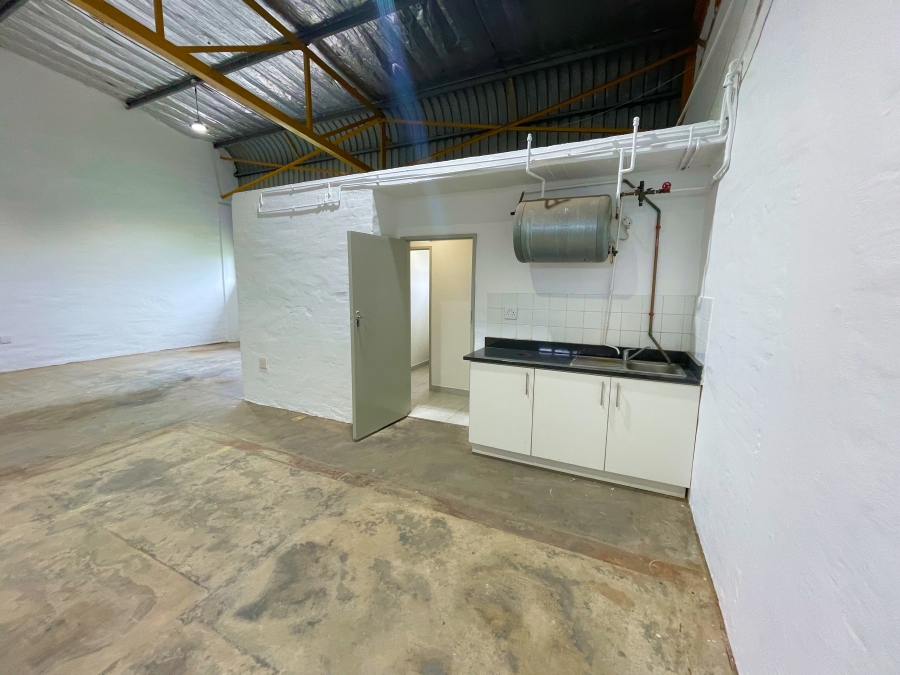 To Let Commercial Property for Rent in Glen Anil KwaZulu-Natal
