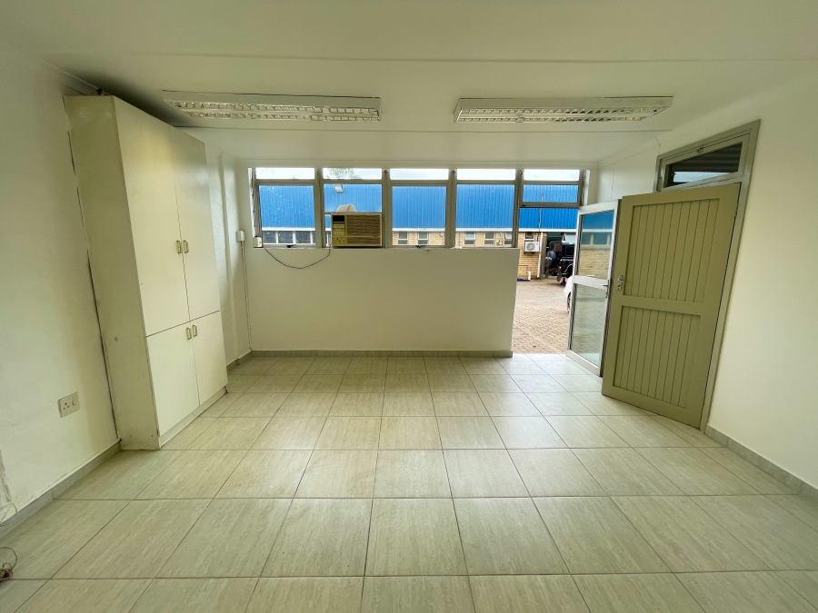 To Let Commercial Property for Rent in Glen Anil KwaZulu-Natal