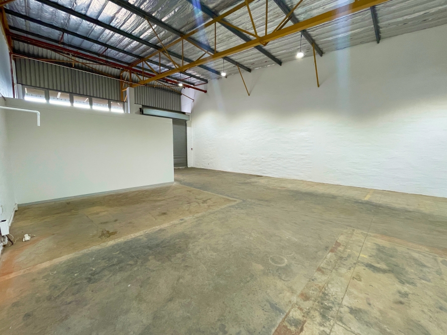 To Let Commercial Property for Rent in Glen Anil KwaZulu-Natal