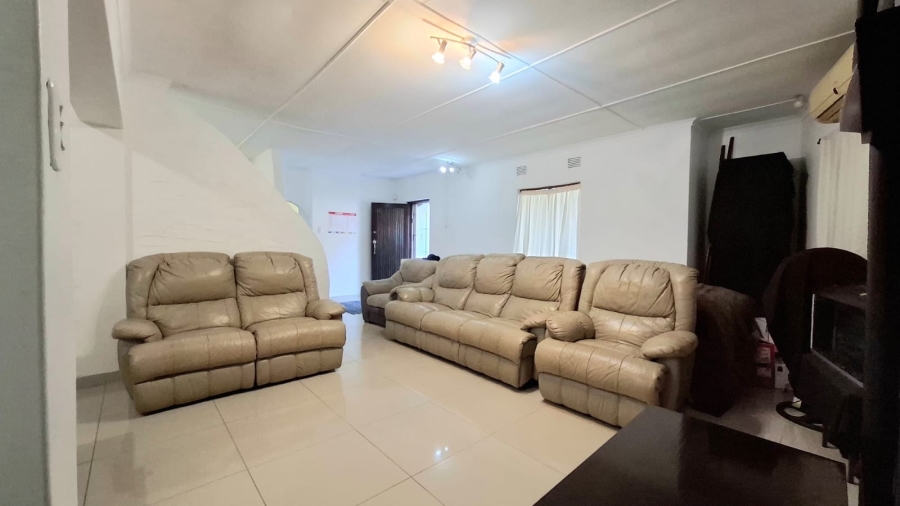 To Let 3 Bedroom Property for Rent in Carrington Heights KwaZulu-Natal