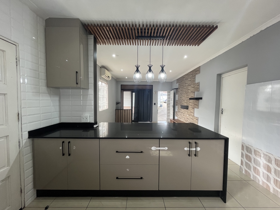 3 Bedroom Property for Sale in Lenham KwaZulu-Natal