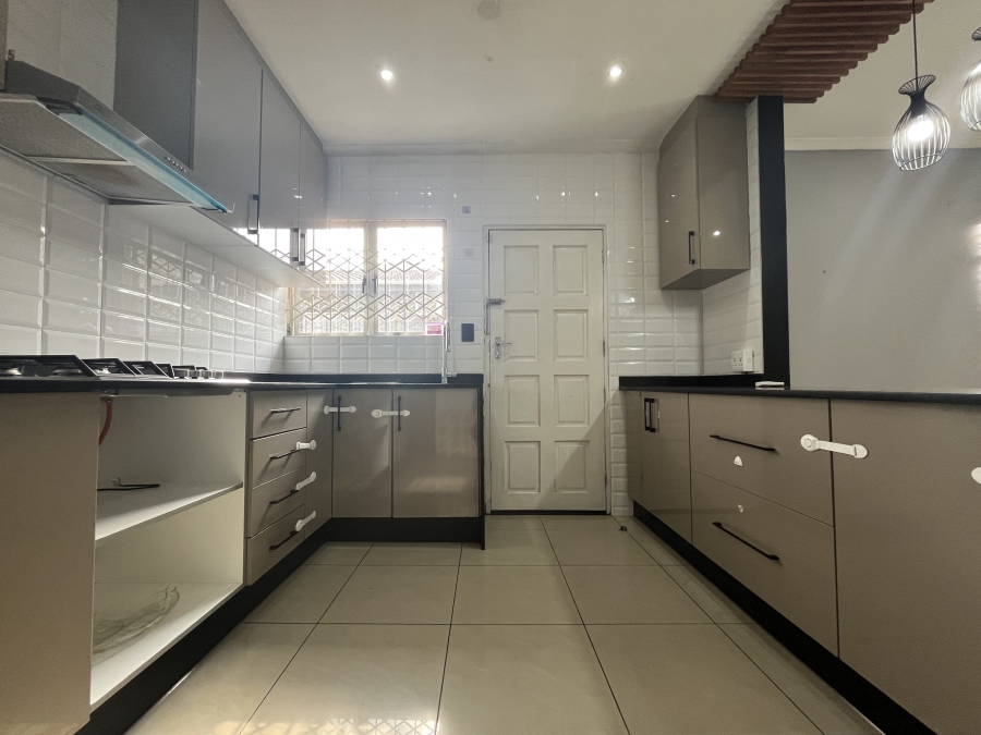 3 Bedroom Property for Sale in Lenham KwaZulu-Natal