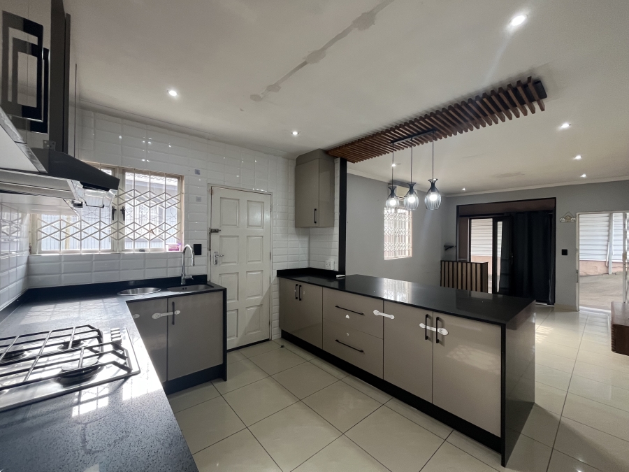 3 Bedroom Property for Sale in Lenham KwaZulu-Natal