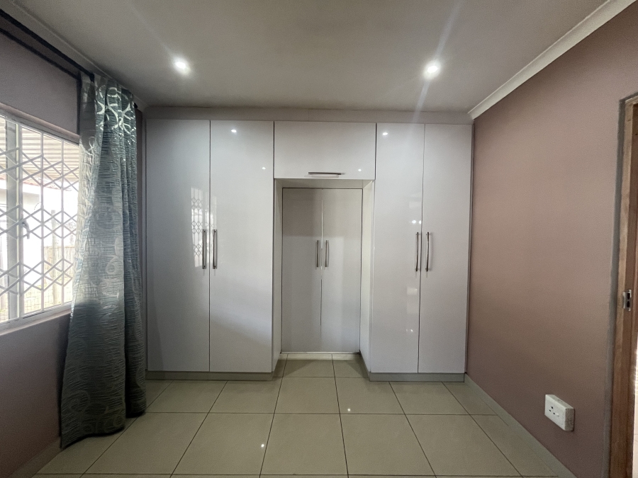 3 Bedroom Property for Sale in Lenham KwaZulu-Natal