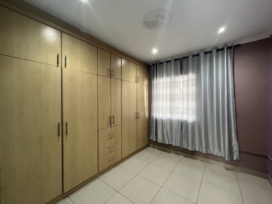 3 Bedroom Property for Sale in Lenham KwaZulu-Natal