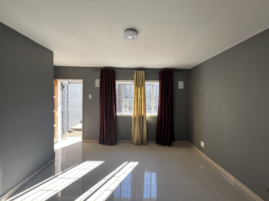To Let 3 Bedroom Property for Rent in Sunford KwaZulu-Natal