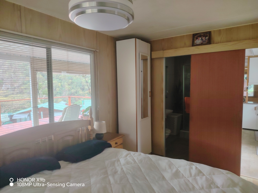 1 Bedroom Property for Sale in Queensburgh KwaZulu-Natal