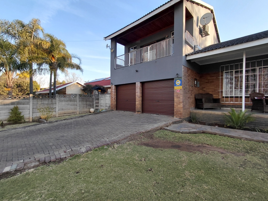 3 Bedroom Property for Sale in Pioneer Park KwaZulu-Natal