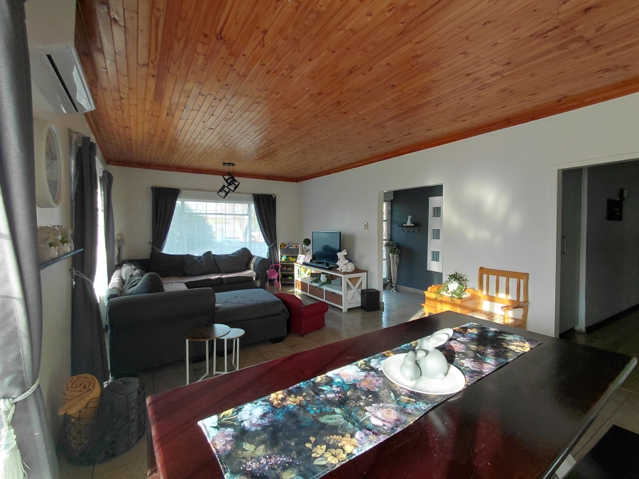 3 Bedroom Property for Sale in Pioneer Park KwaZulu-Natal